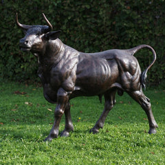 Bronzen stier beeld