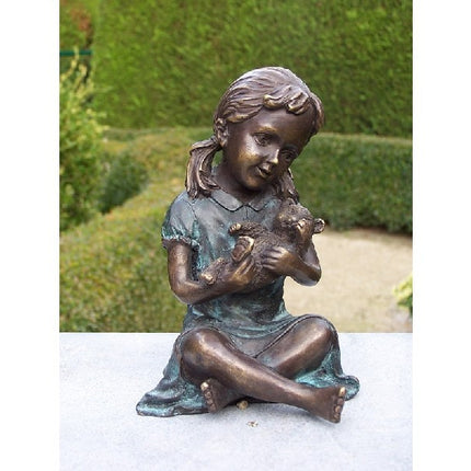 Bronzen beeld Meisje met teddybeer 14x9x10cm