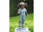 Bronzen beeld Meisje met vogel in haar hand 50x27x20cm