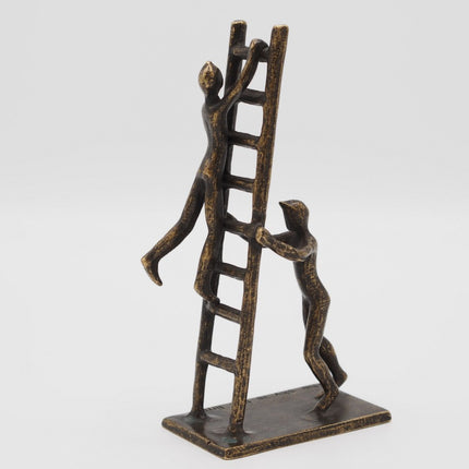 Bronzen beeld The sky is the limit 20x5x10cm