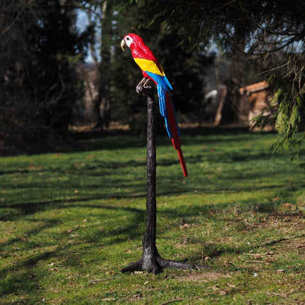Bronzen beeld Papagaai op boom (hoofd omhoog) 143x45x60cm