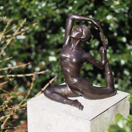 Bronzen beeld Yoga Meisje Zittend 33x21x24cm