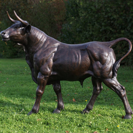 Bronzen beeld Stier 160x65x190cm 115kg