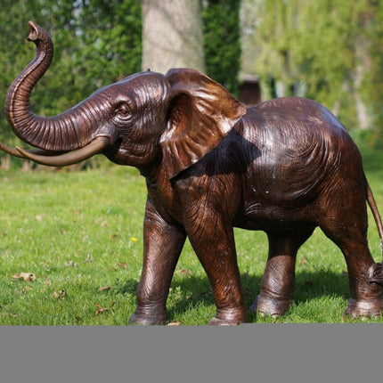 Bronzen beeld Baby olifant 93x61x125cm 45kg