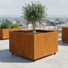 Vierkante cortenstalen plantenbak met wielen 100x100x60 cm