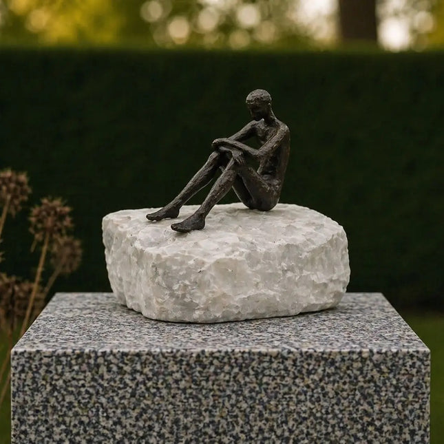 Beeld Dreaming 17x12x16 cm