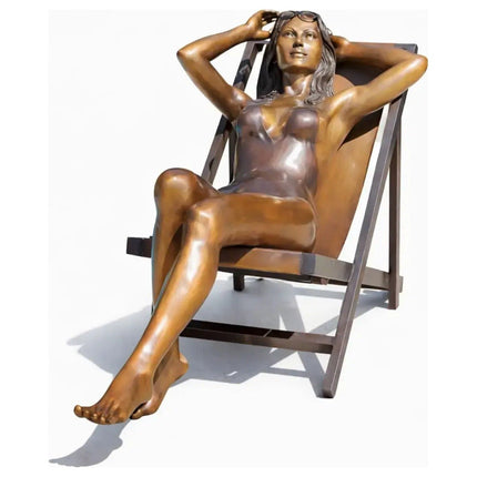 Bronzen beeld Vrouw Op Strandstoel 160x70x95 cm - Doika - Bronzen beeld - Thermobrass - 5410807014974 - B1497