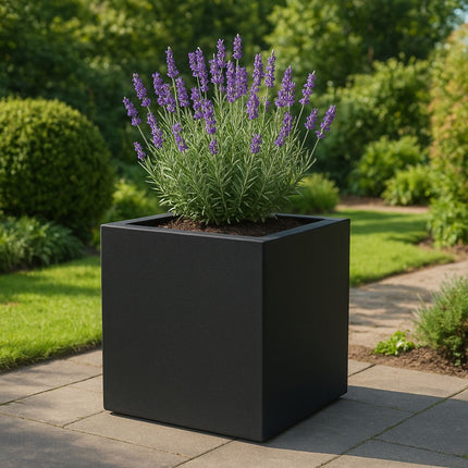 GARDRA Polyester plantenbak 70x70x70 cm - Gitzwart (RAL 9005) - Doika - Plantenbak - GARDRA -  - DOIKA-AP-04-RAL-9005