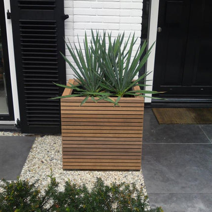 Adezz Malaga Hardhout plantenbak 150x50x60,8 cm - Doika BV - Plantenbak - Adezz - HRS22.1