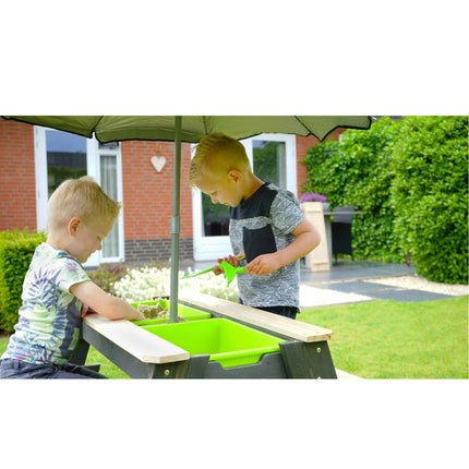 EXIT Aksent zand-, water- en picknicktafel (2 bankjes) met parasol en tuingereedschap - Doika BV - Zand- en watertafels - EXIT Toys - 8718469469024 - 52.05.10.45