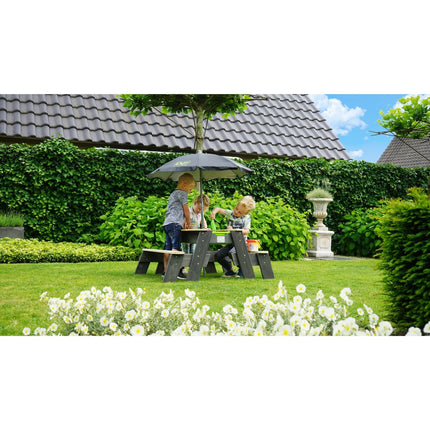 EXIT Aksent zand-, water- en picknicktafel (2 bankjes) met parasol en tuingereedschap - Doika BV - Zand- en watertafels - EXIT Toys - 8718469469024 - 52.05.10.45