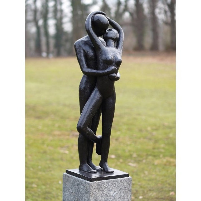 Sculpture représentant l'amour à deux - polyrésine - 4 x 26 x 27 cm, gris antique Sculpture représentant l'amour à deux - polyrésine - 4 x 26 x 27 cm, gris antique